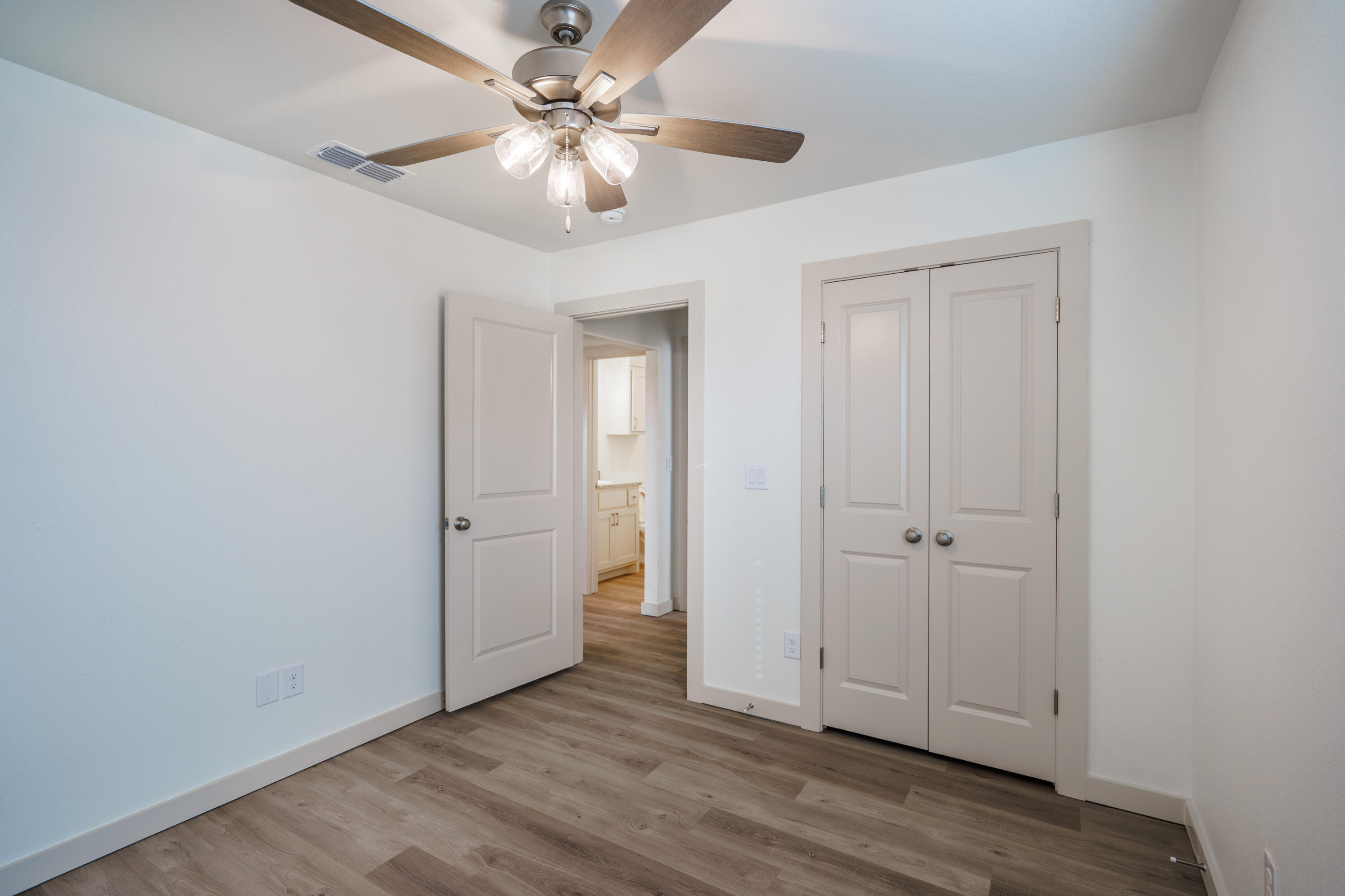8013 Date Avenue Property Photo 13