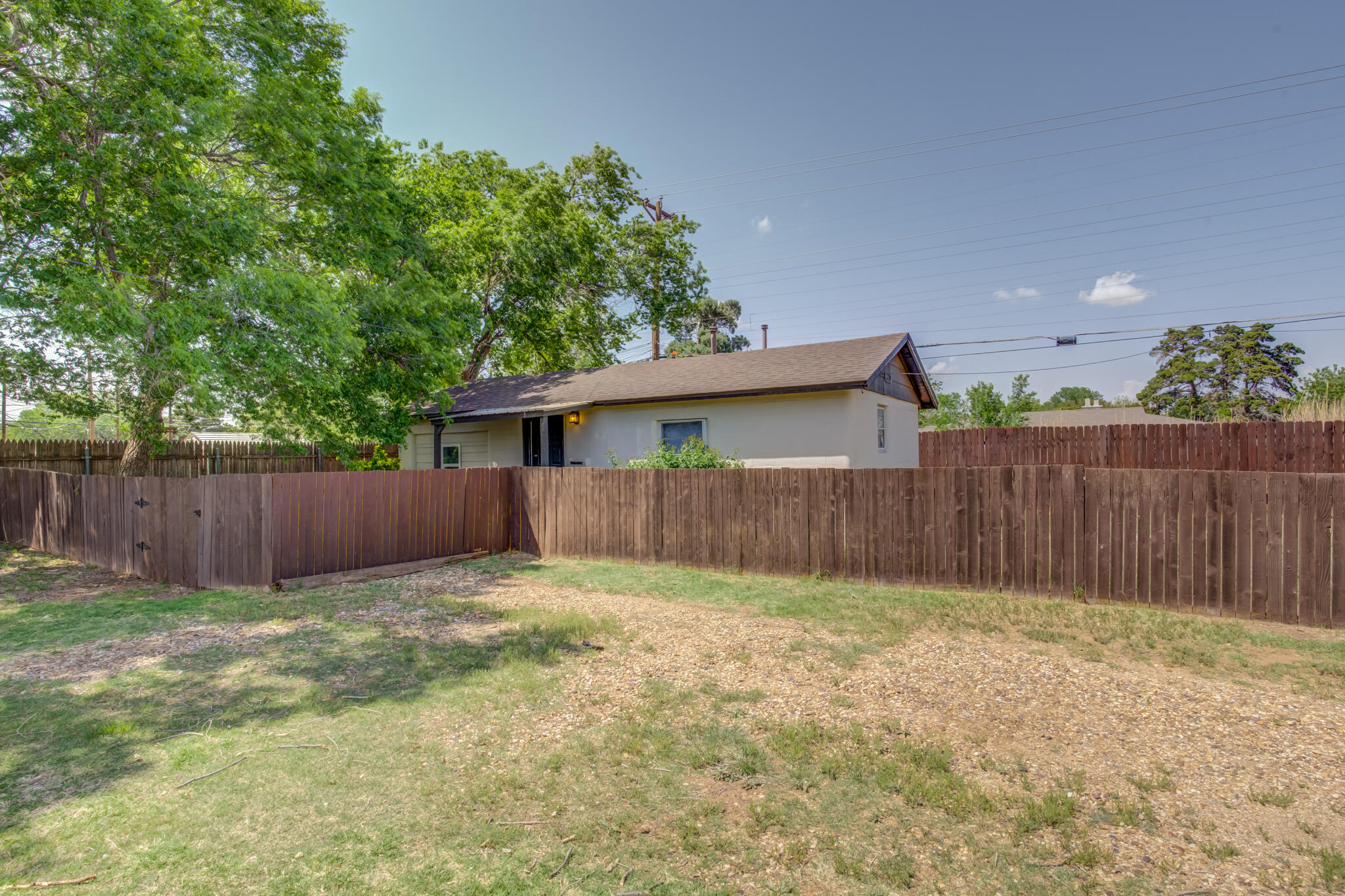 4716 42nd Street Property Photo 4