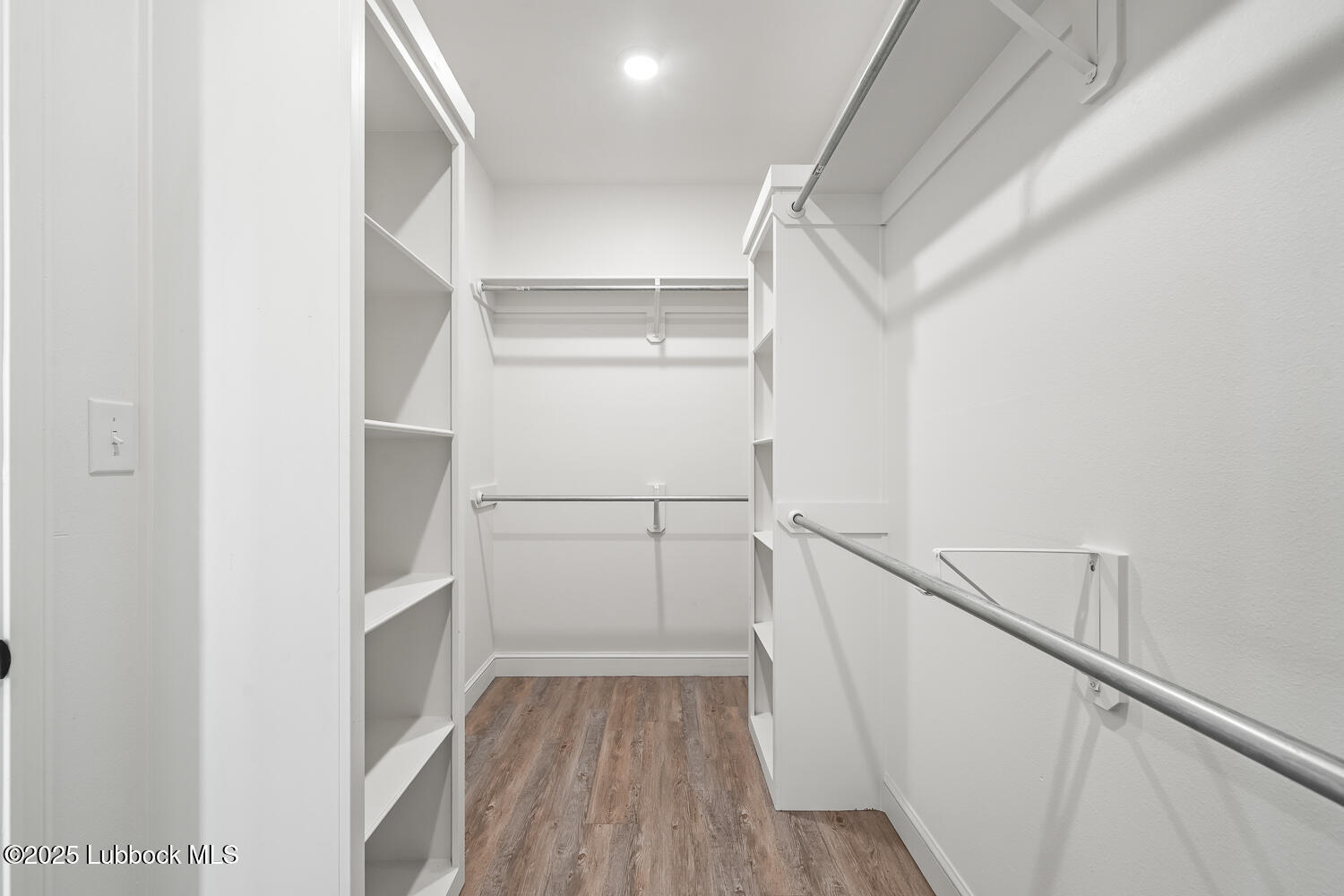 9410 N Fm 1729 Property Photo 6