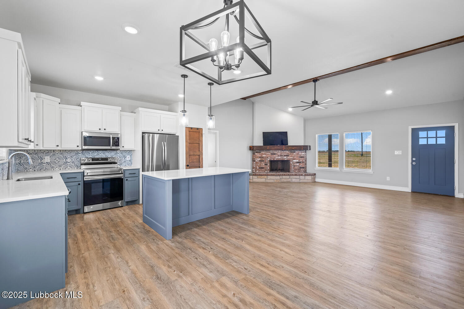 9410 N Fm 1729 Property Photo 9
