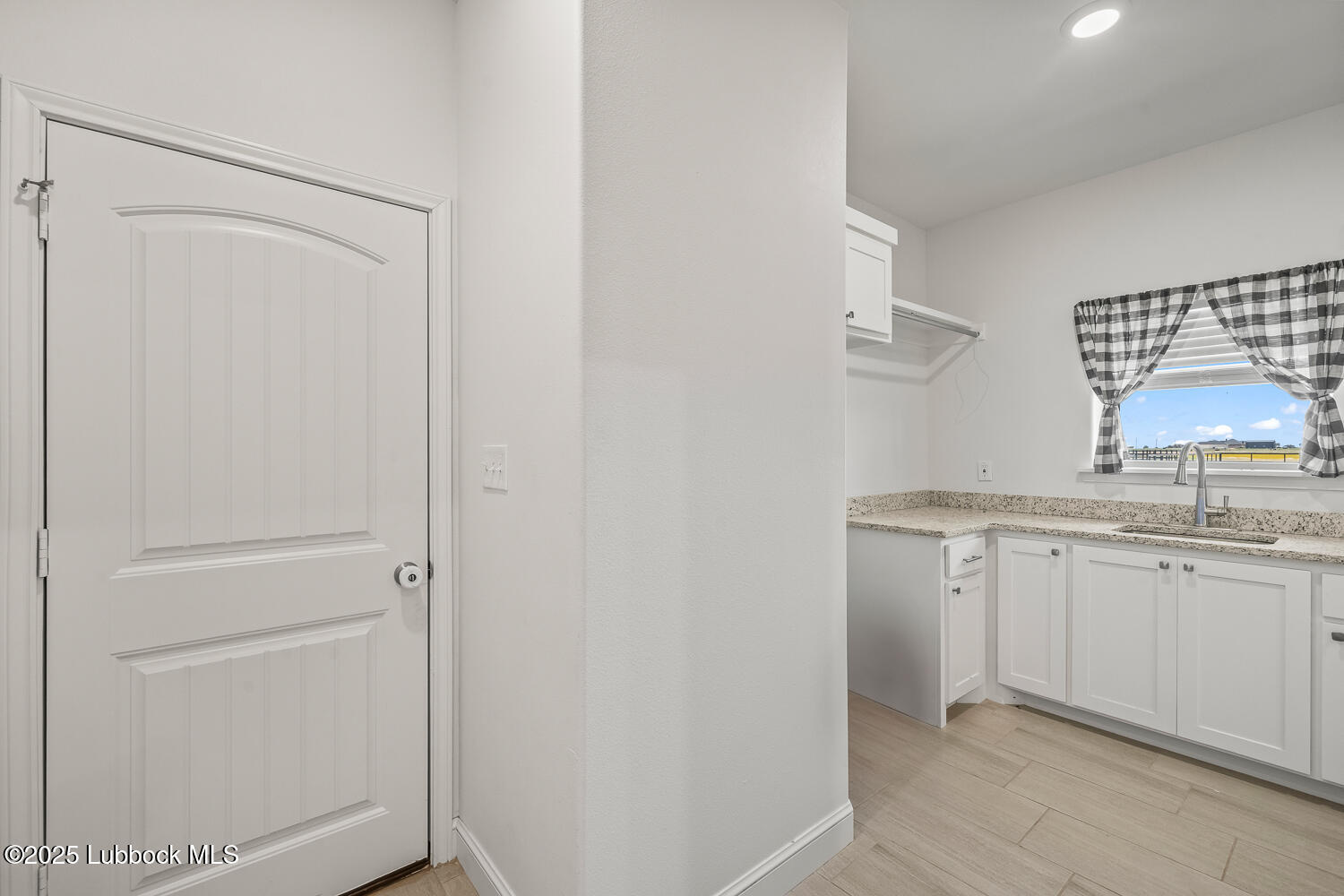 9410 N Fm 1729 Property Photo 22