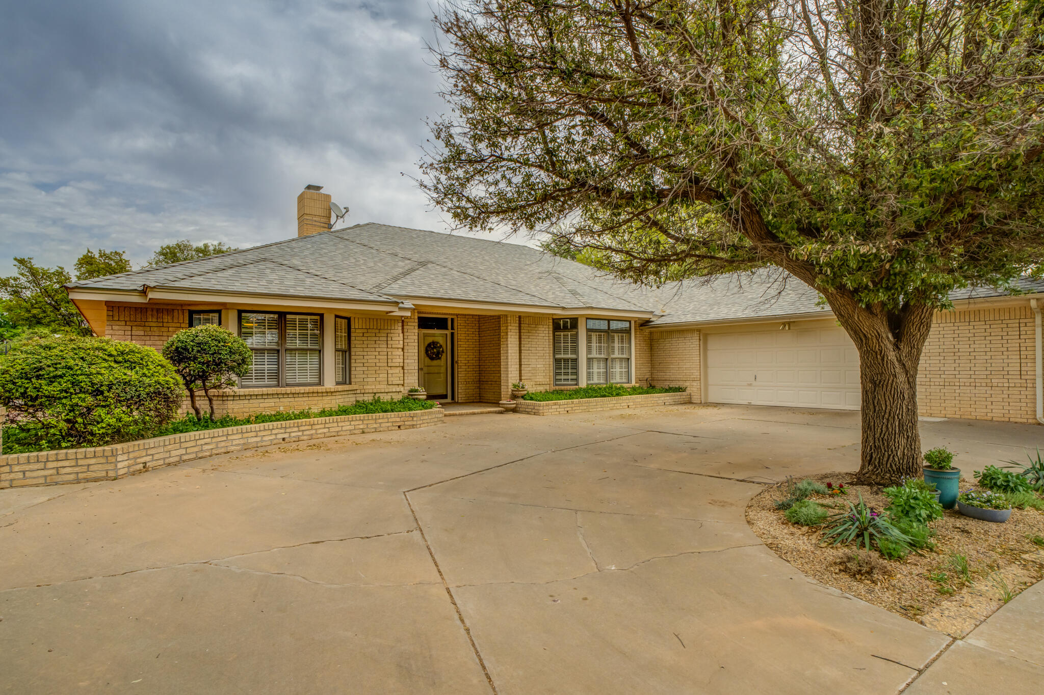 4604 94th Street Property Photo