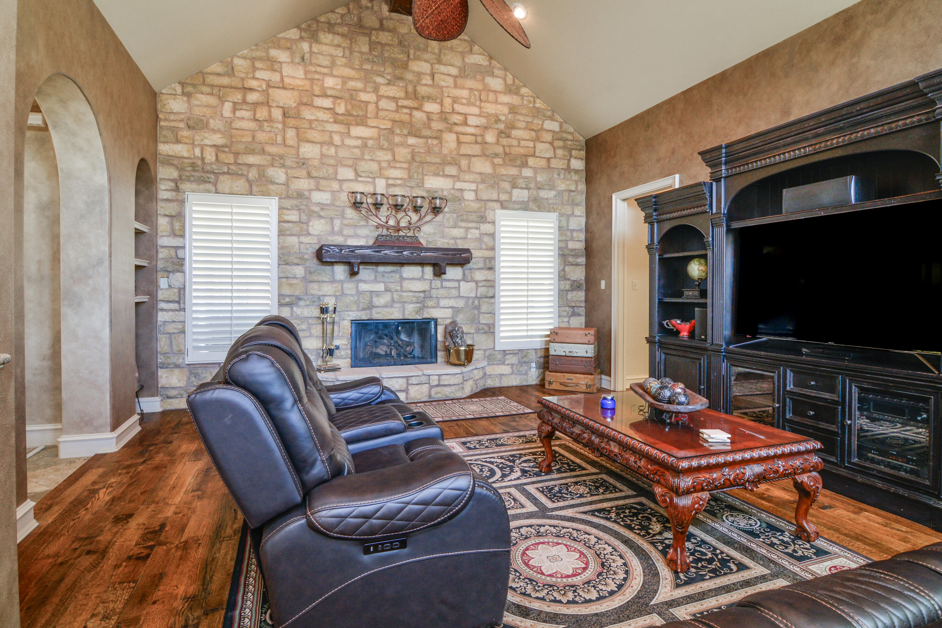 1106 N 14th Street Property Photo 4