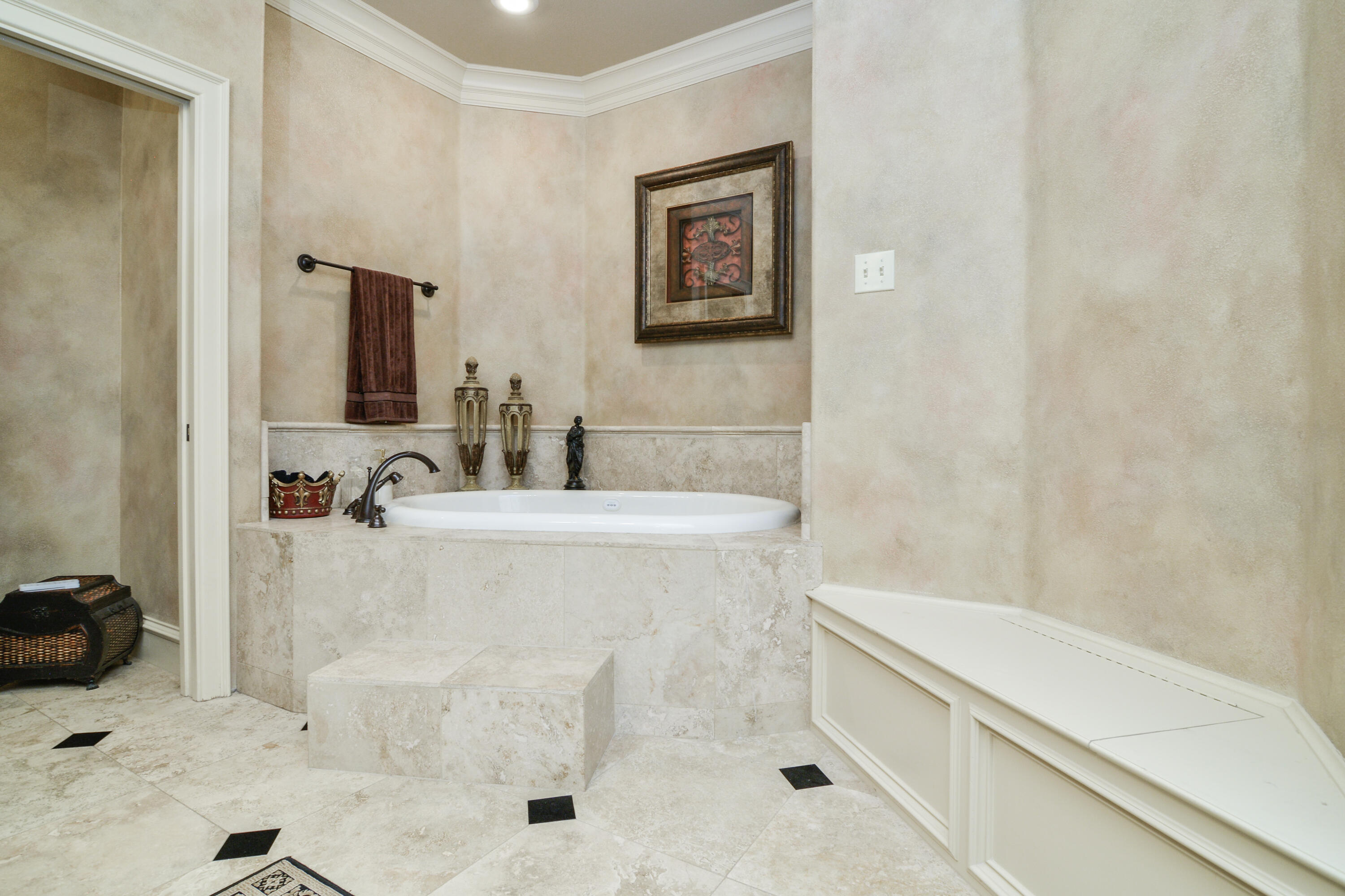 1106 N 14th Street Property Photo 41