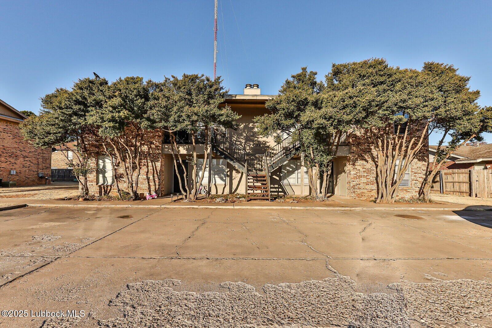 7406 Waco Avenue, D Property Photo