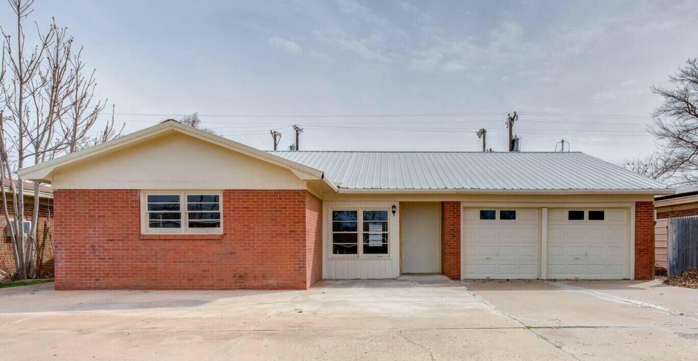 4407 49th Street Property Photo 1