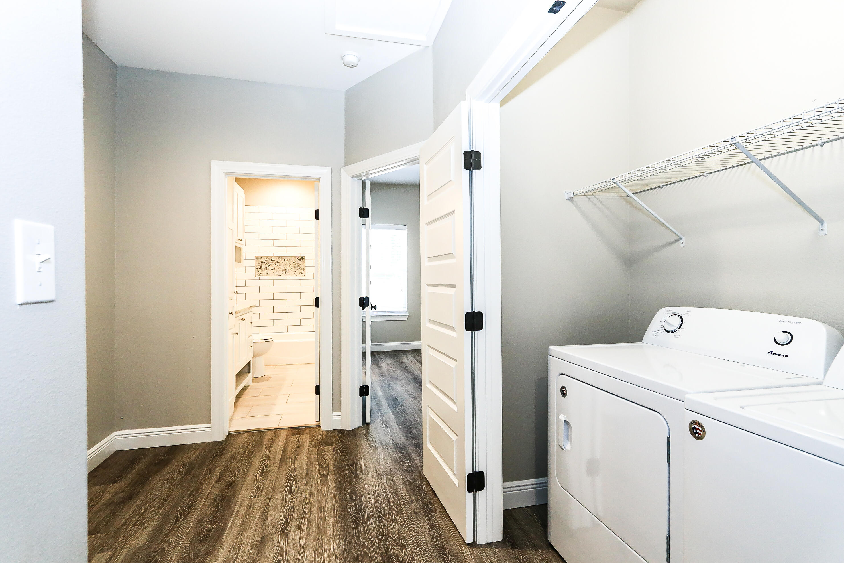 1512 Avenue W Property Photo 16