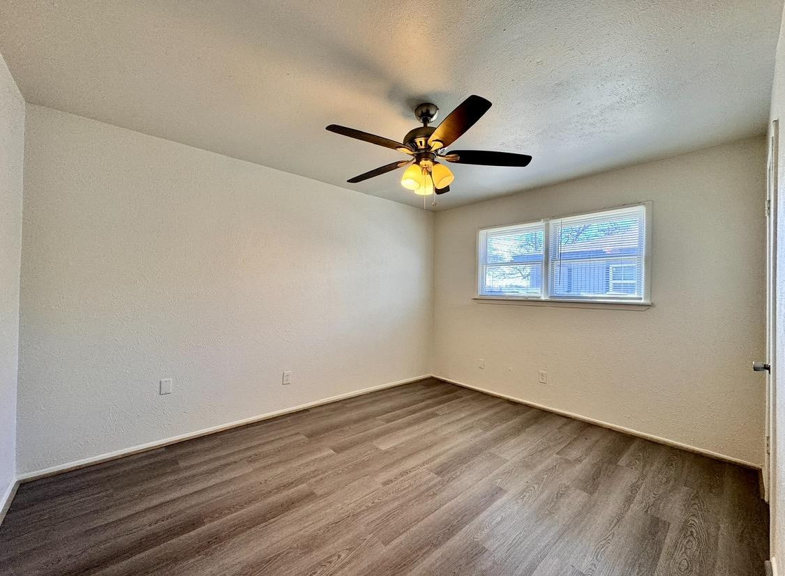 531 42nd Street Property Photo 6