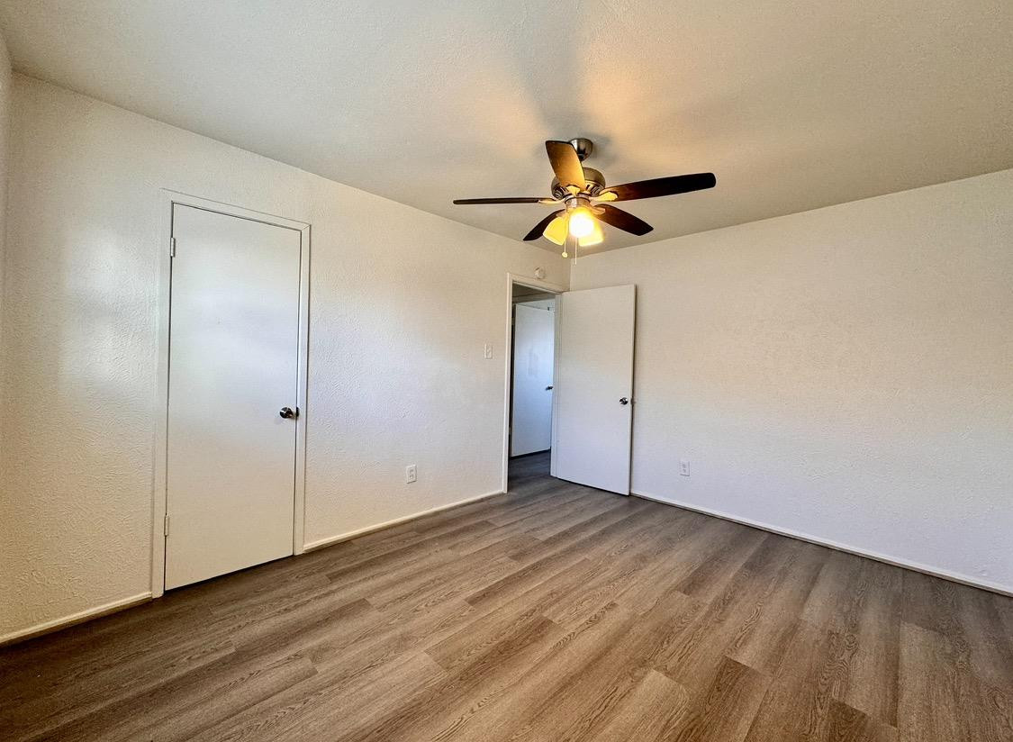 531 42nd Street Property Photo 8