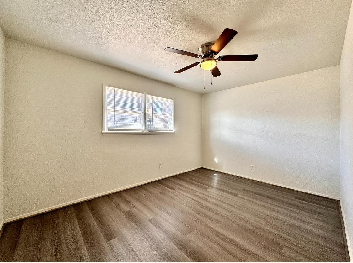 531 42nd Street Property Photo 9