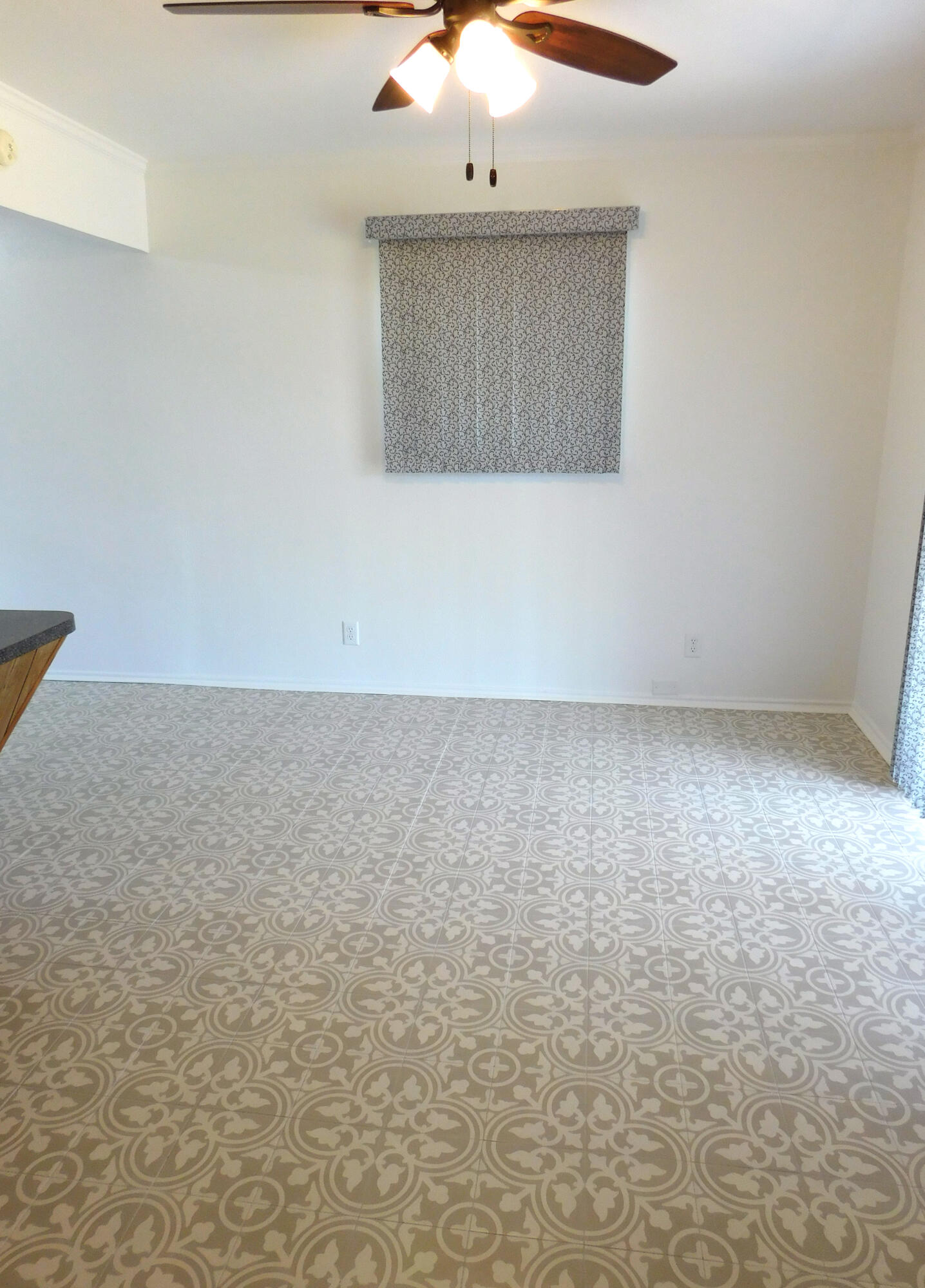 1820 W Ave B Property Photo 8