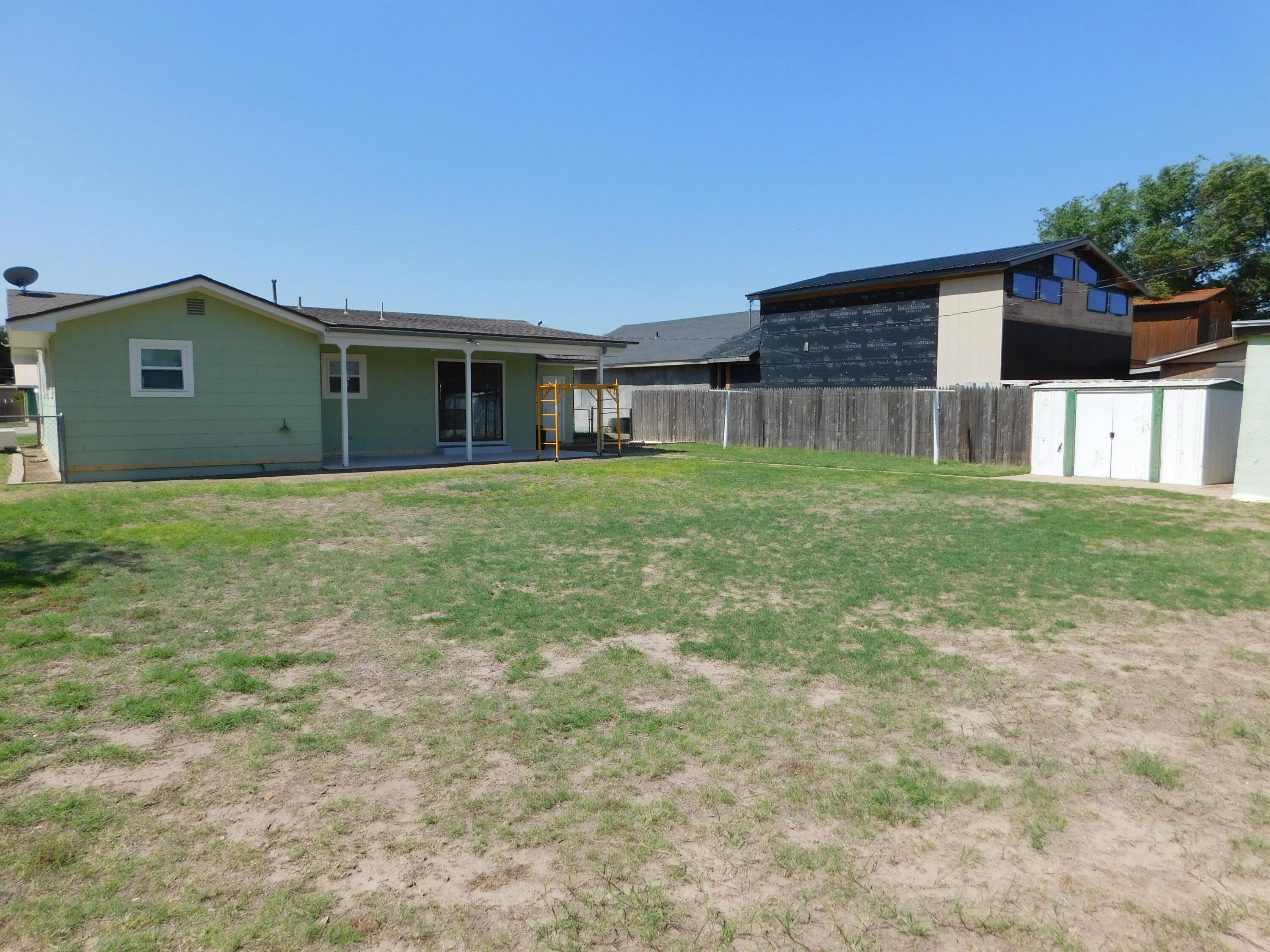 1820 W Ave B Property Photo 20