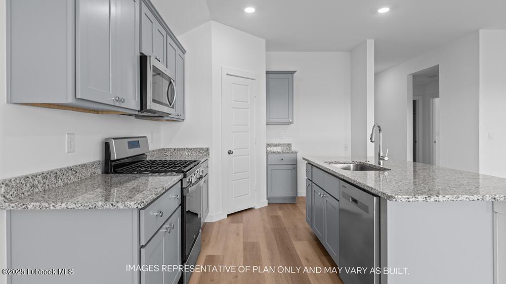 427 14th Street Property Photo 2
