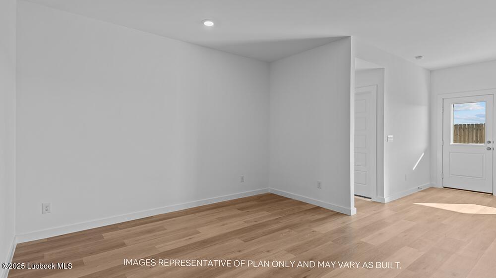 427 14th Street Property Photo 4