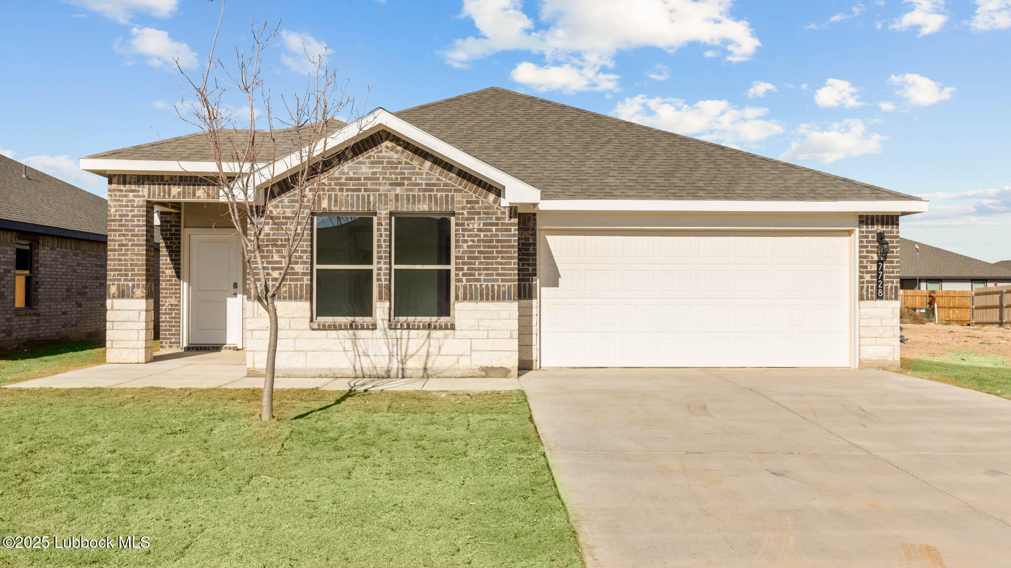 7728 93rd Street Property Photo