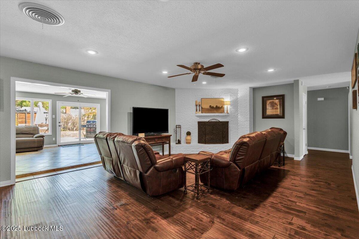 227 Willowwood Lane Property Photo 6