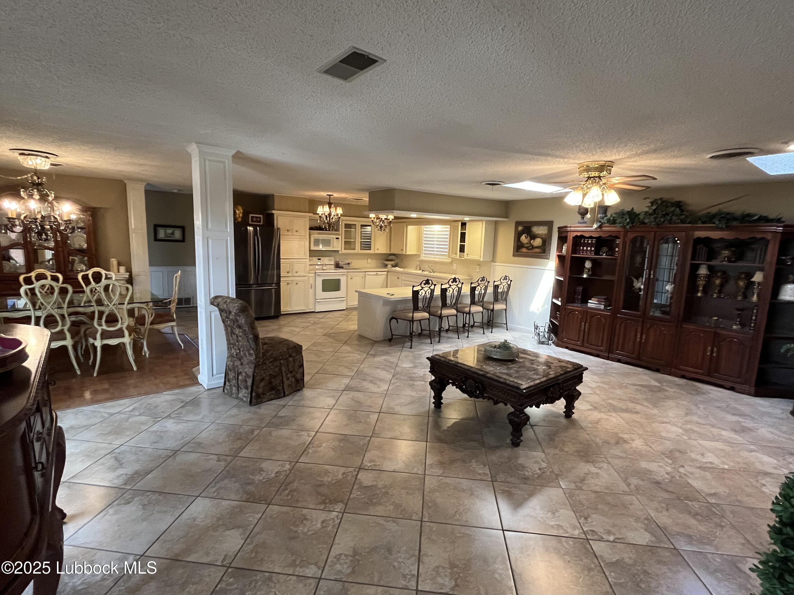 5001 14th Street Property Photo 4