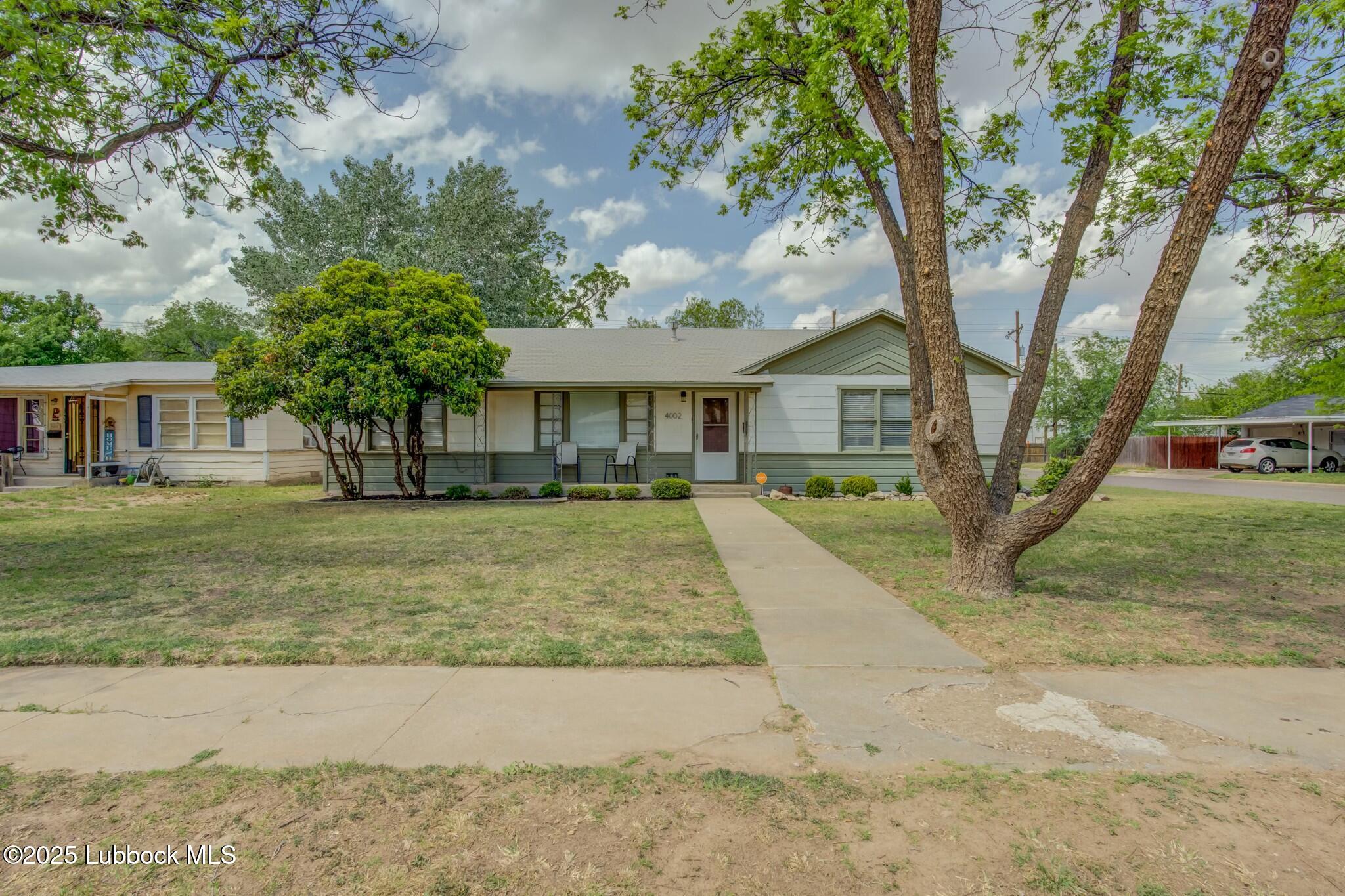 4002 33rd Street Property Photo 1