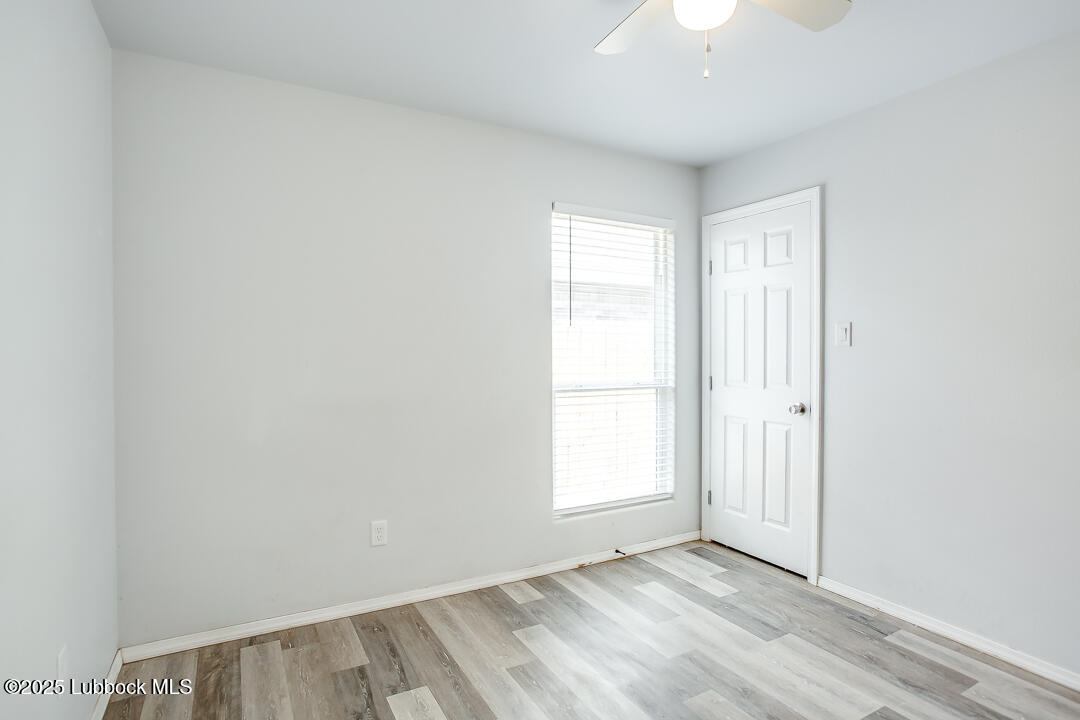 5514 Jarvis Street Property Photo 13