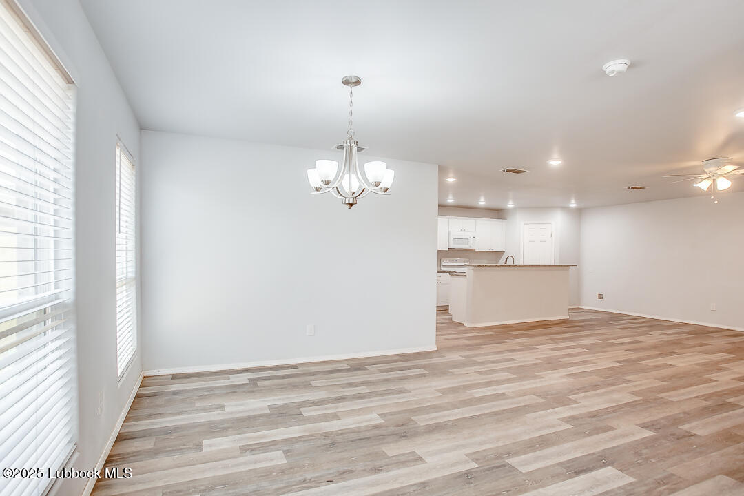5516 Jarvis Street Property Photo 2