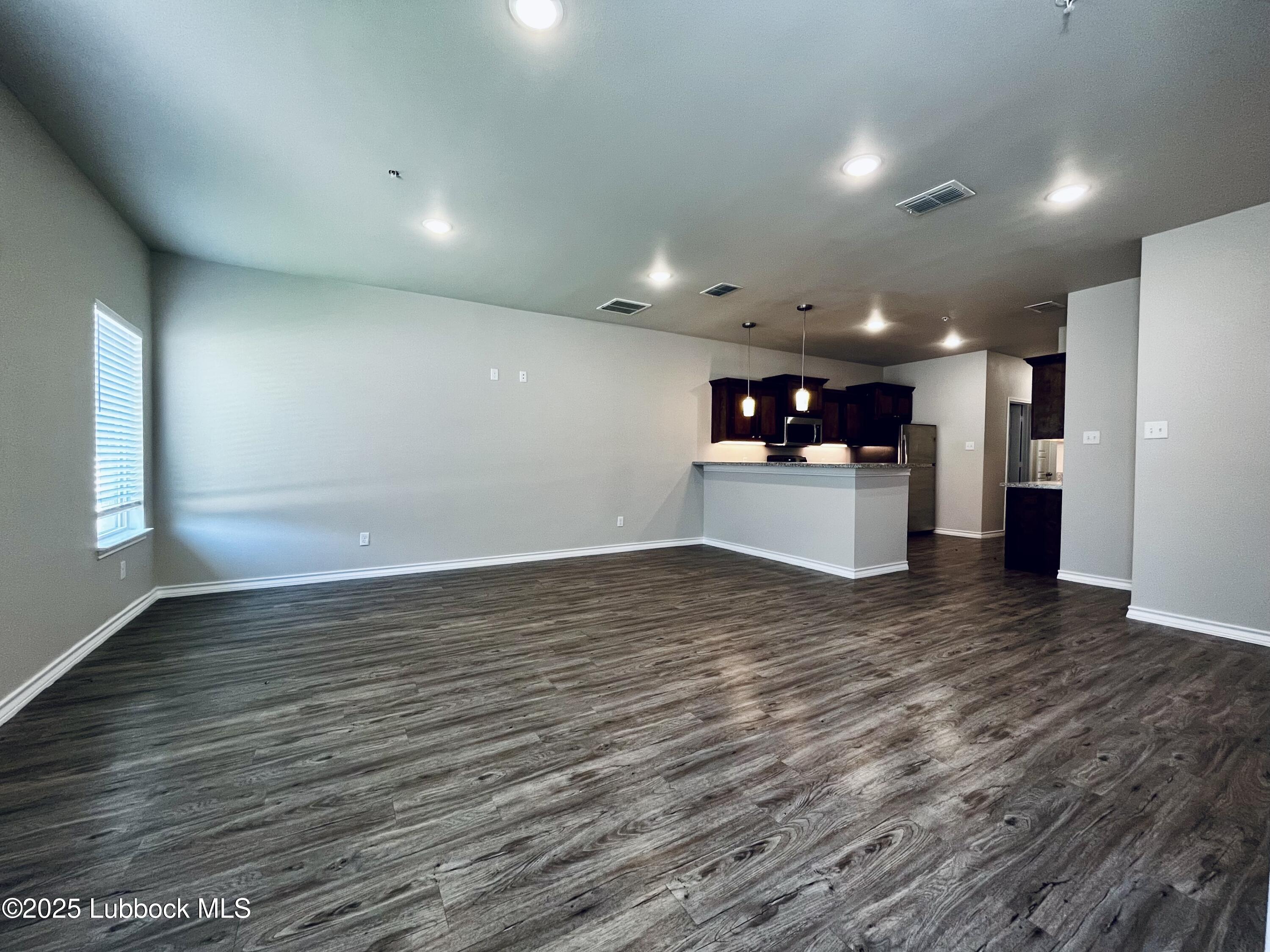 3404 25th Street, 4 Property Photo 2