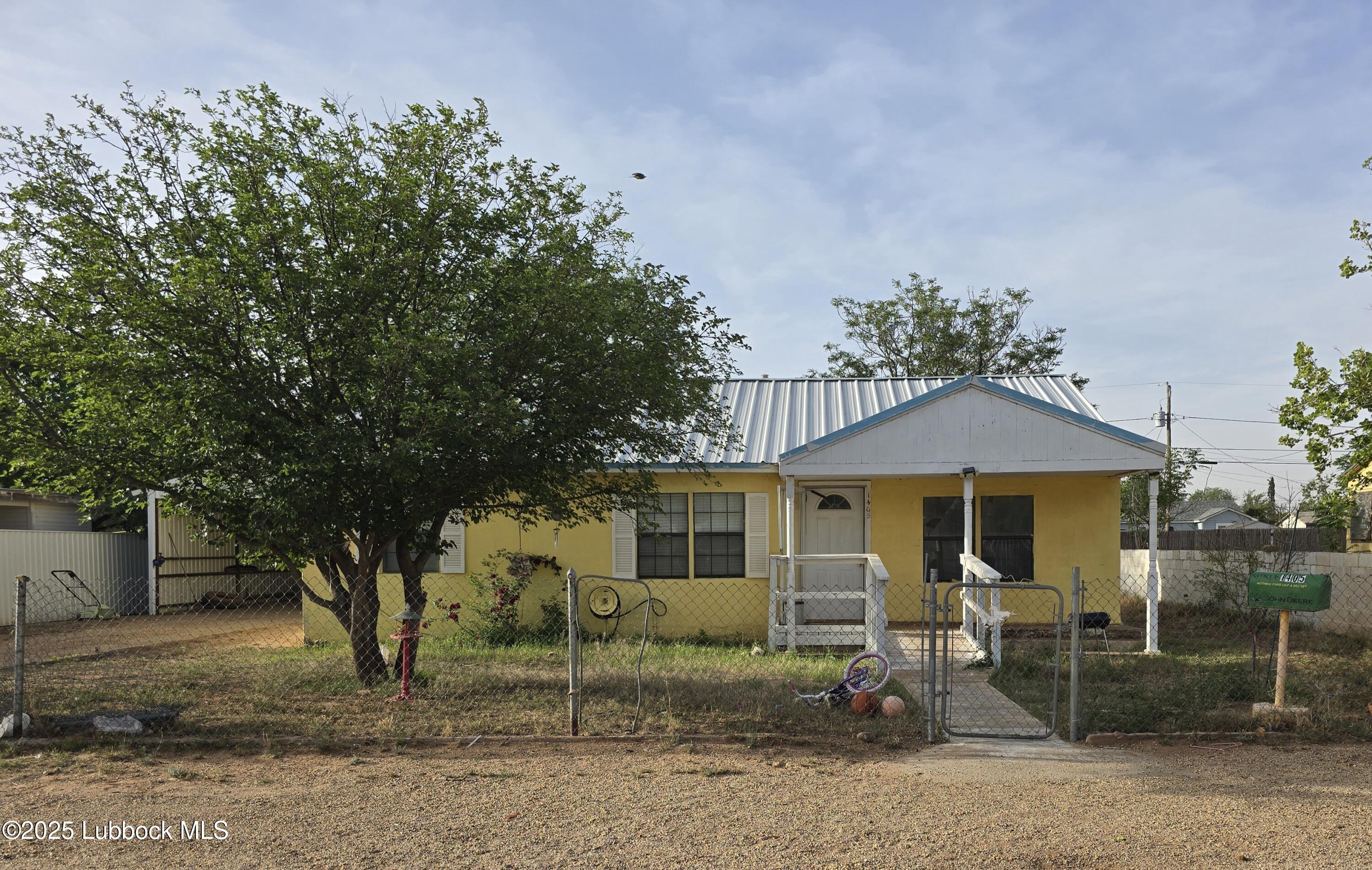 1405 N 9th Street Property Photo 1
