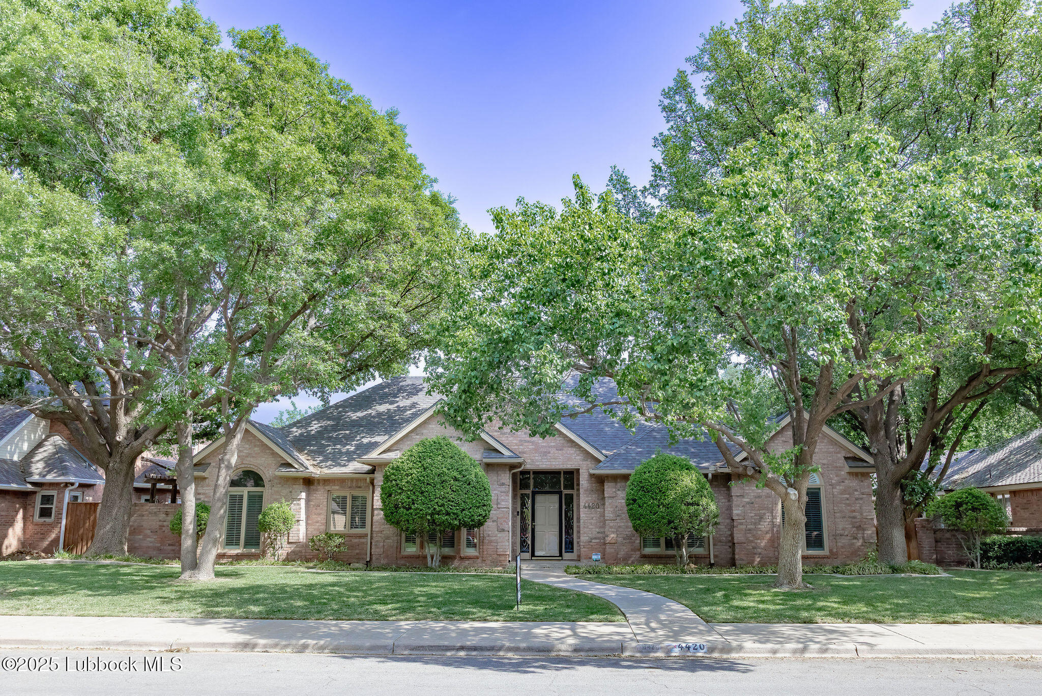 4420 87th Street Property Photo 1