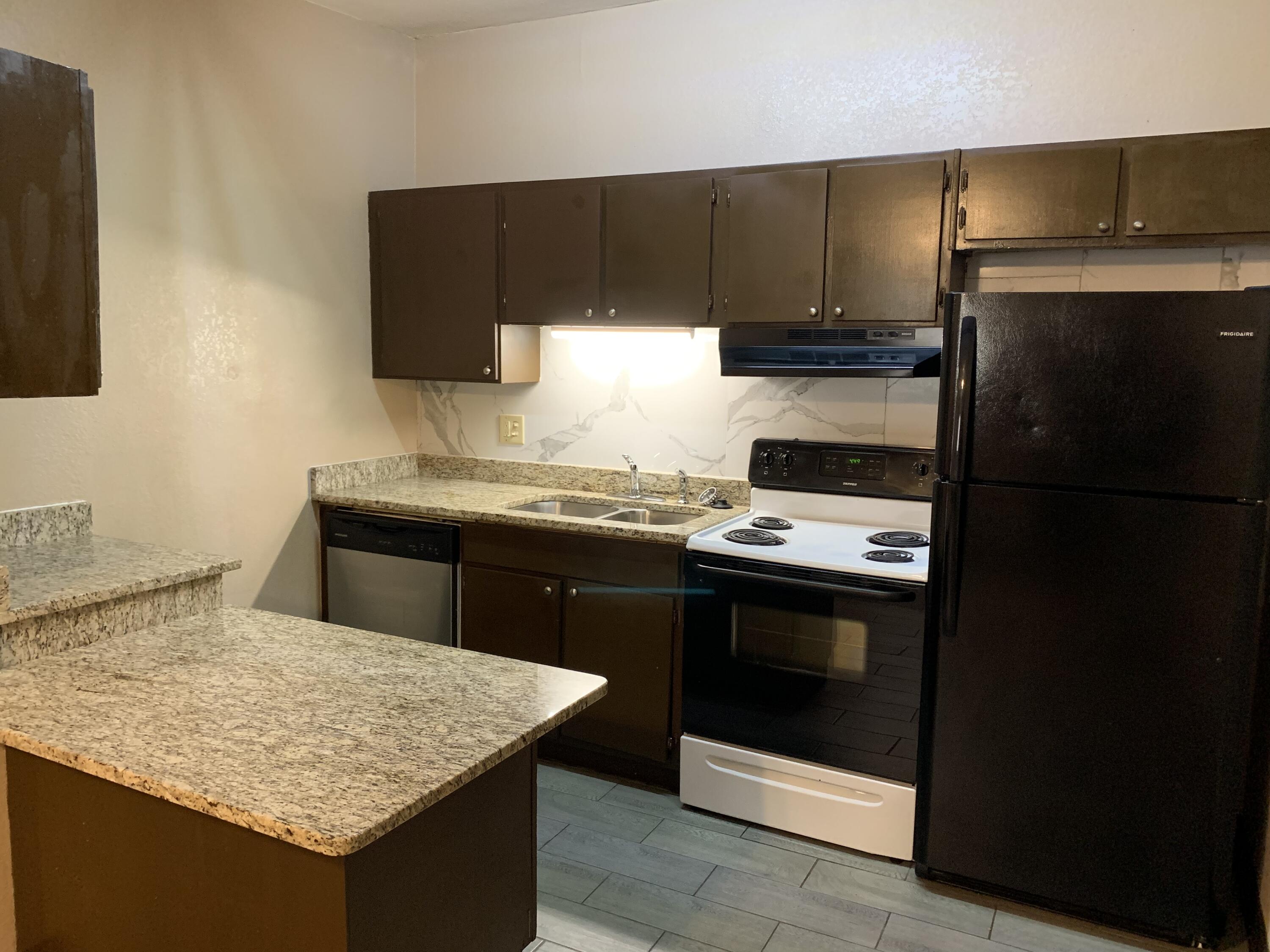 226 Cherry Street, 15 Property Photo 5