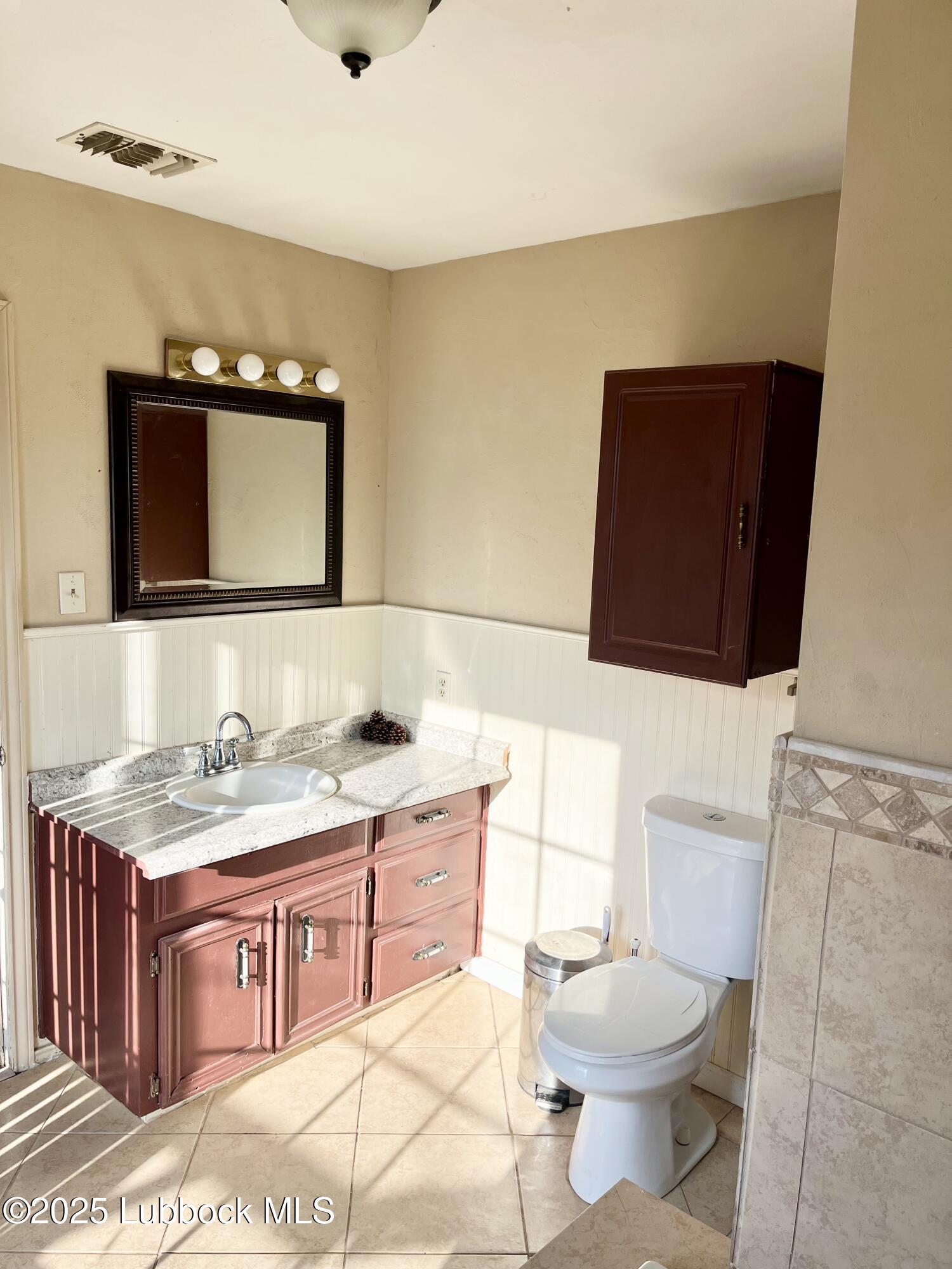 301 Cactus Drive Property Photo 8