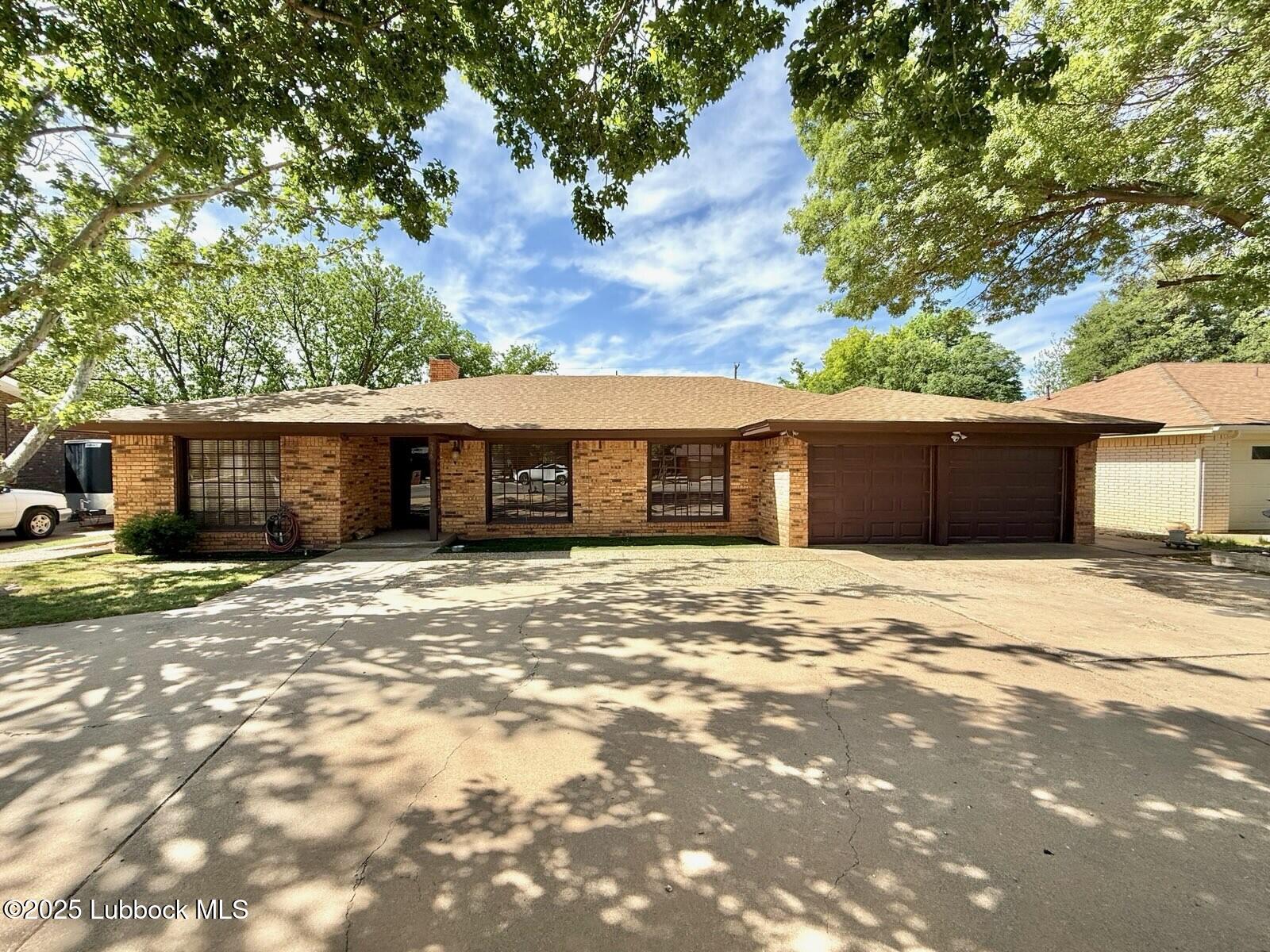 226 Sandalwood Lane Property Photo 1