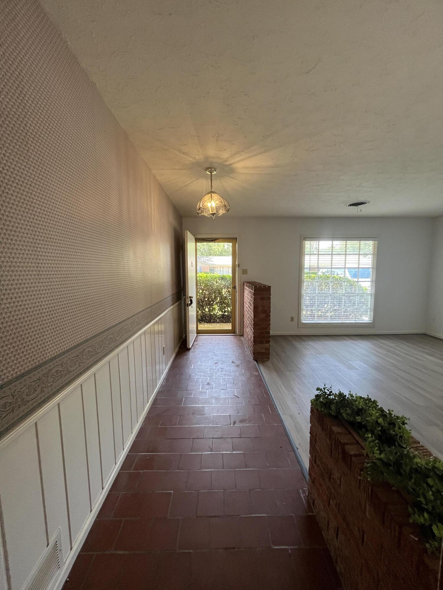 3614 56th Street Property Photo 2