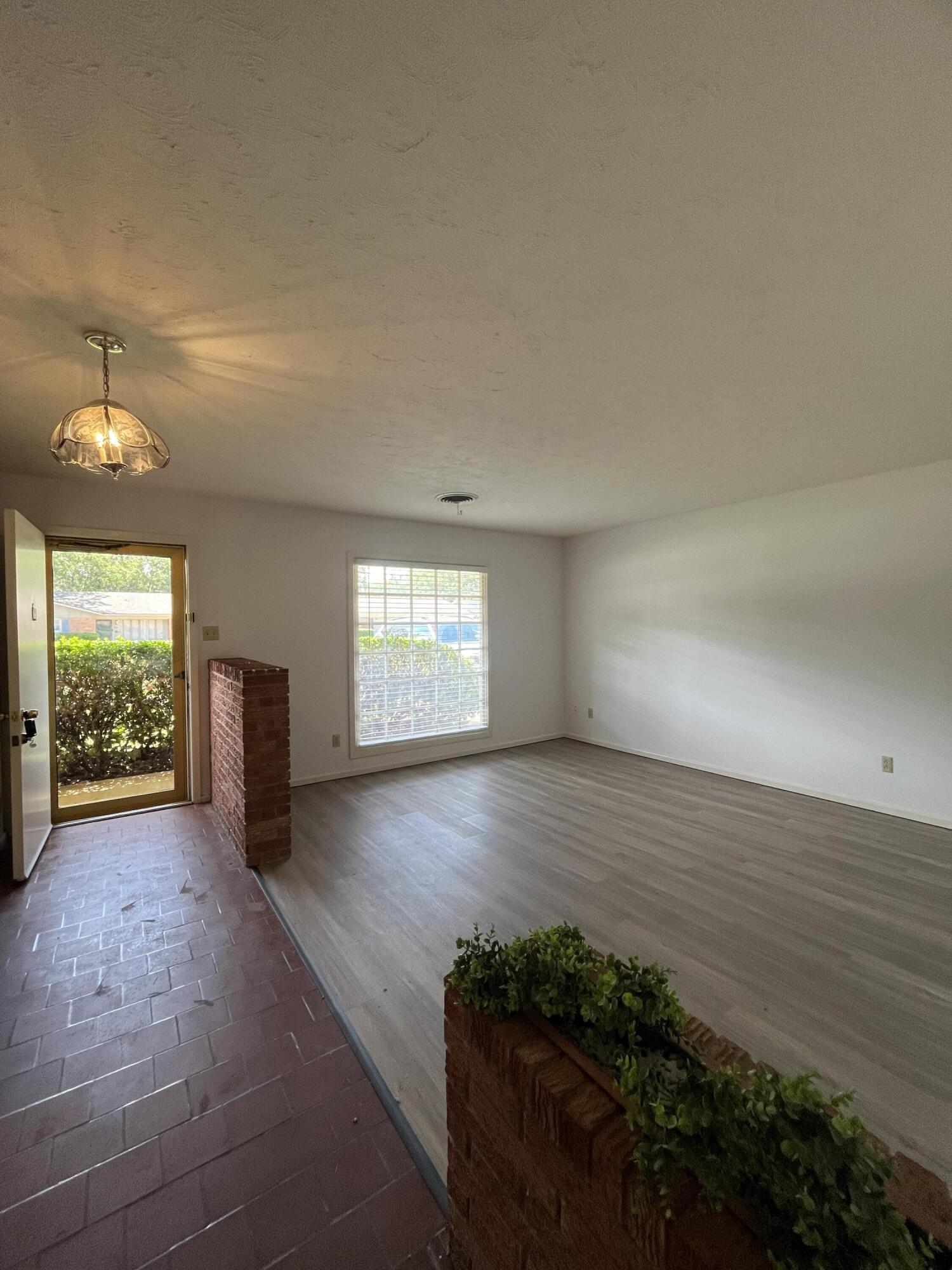 3614 56th Street Property Photo 3