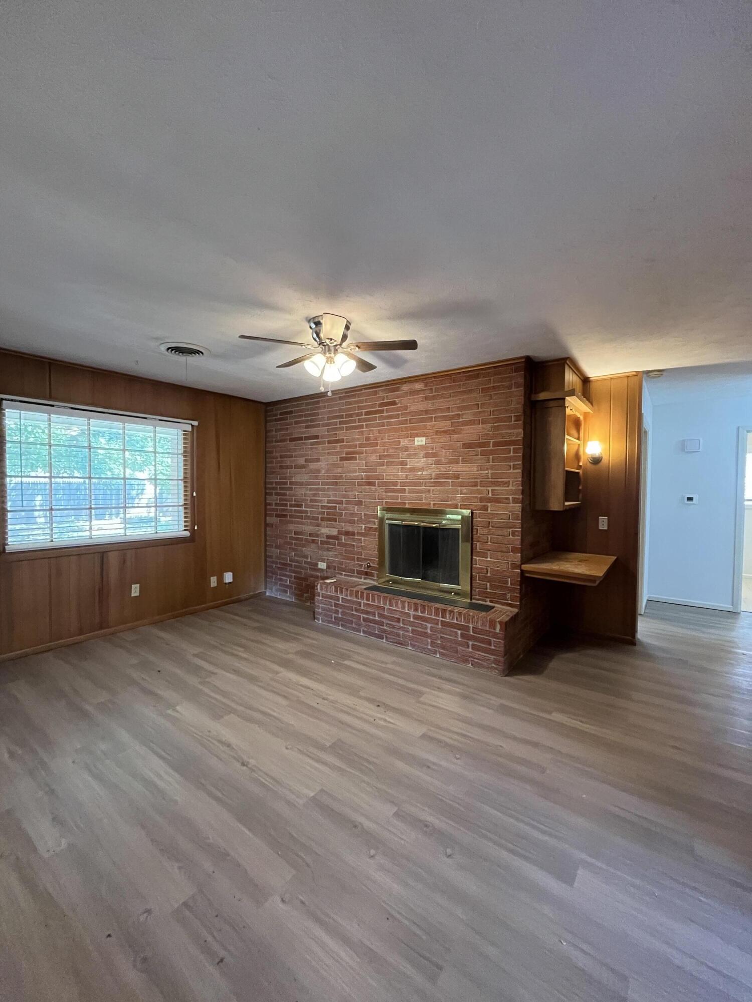3614 56th Street Property Photo 6
