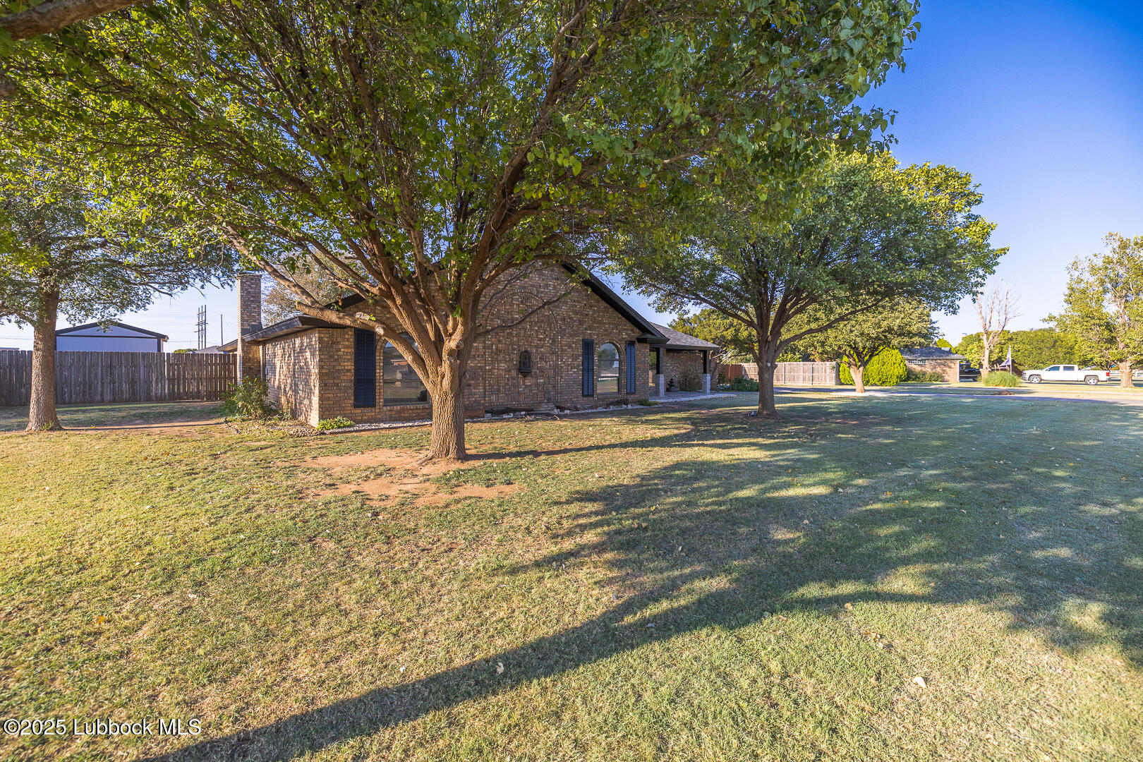 6712 Santa Fe Drive Property Photo 2
