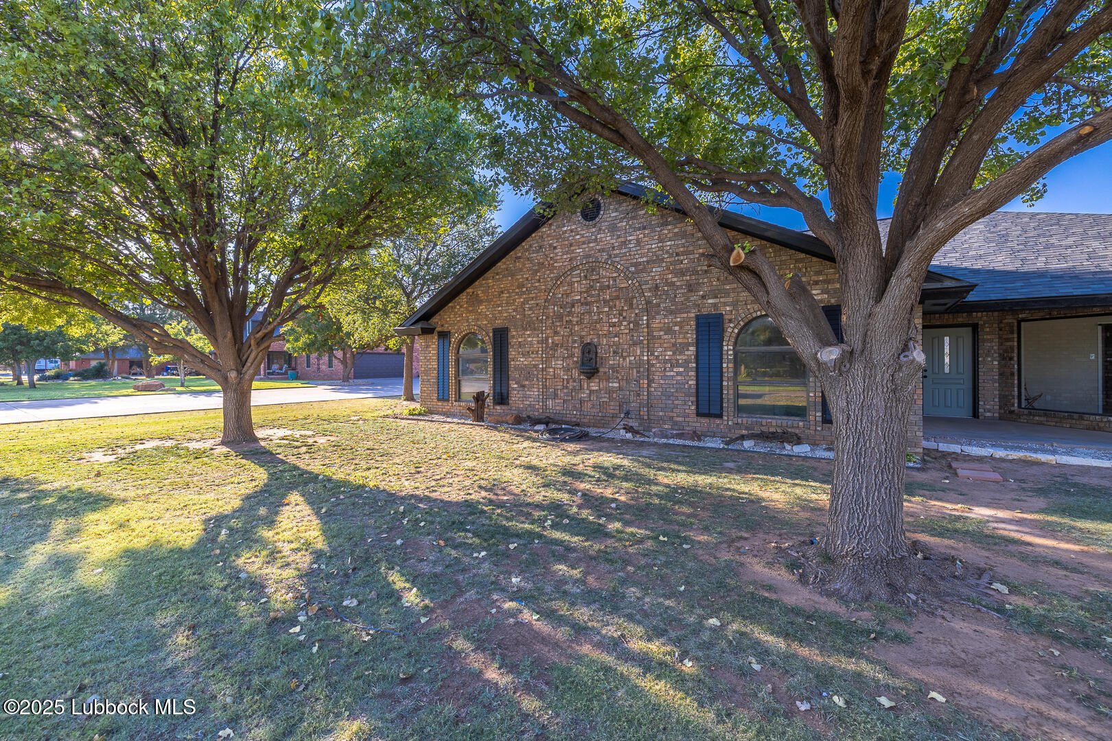 6712 Santa Fe Drive Property Photo 7