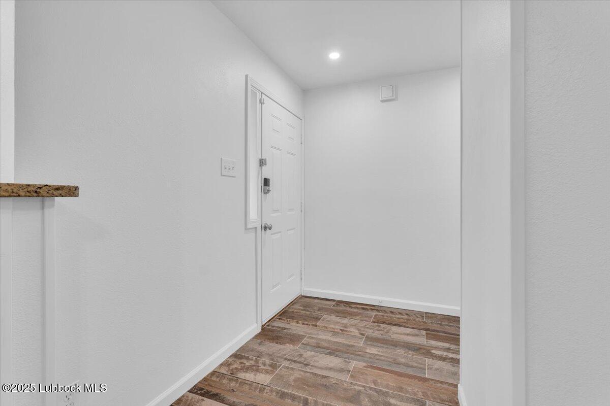 2317 49th Street Property Photo 4