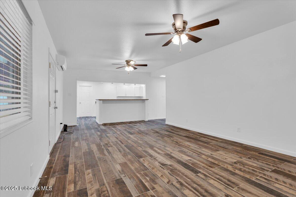 2317 49th Street Property Photo 7