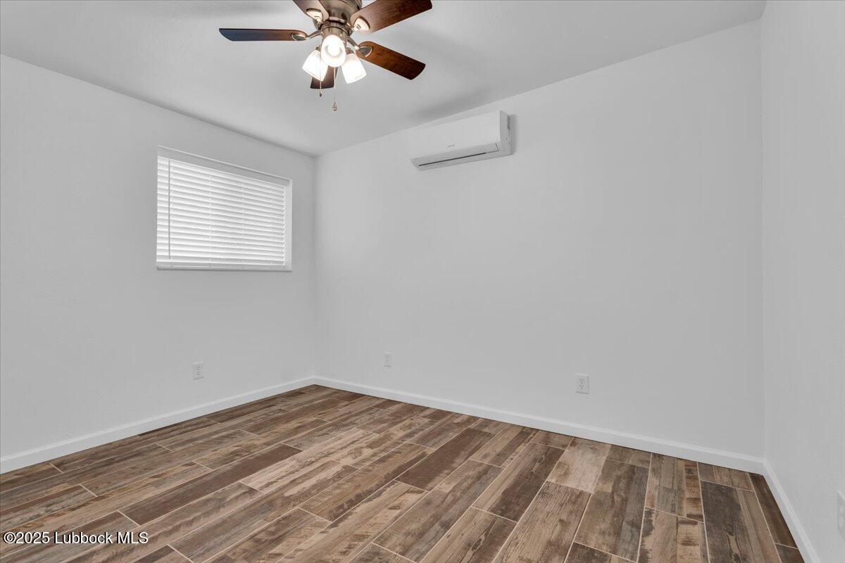 2317 49th Street Property Photo 20