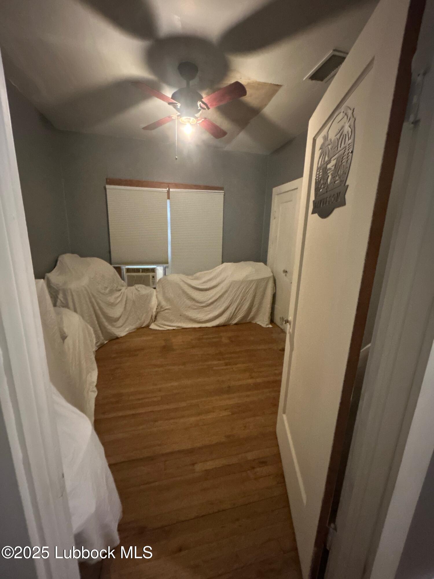 511 Trumbull Avenue Property Photo 29