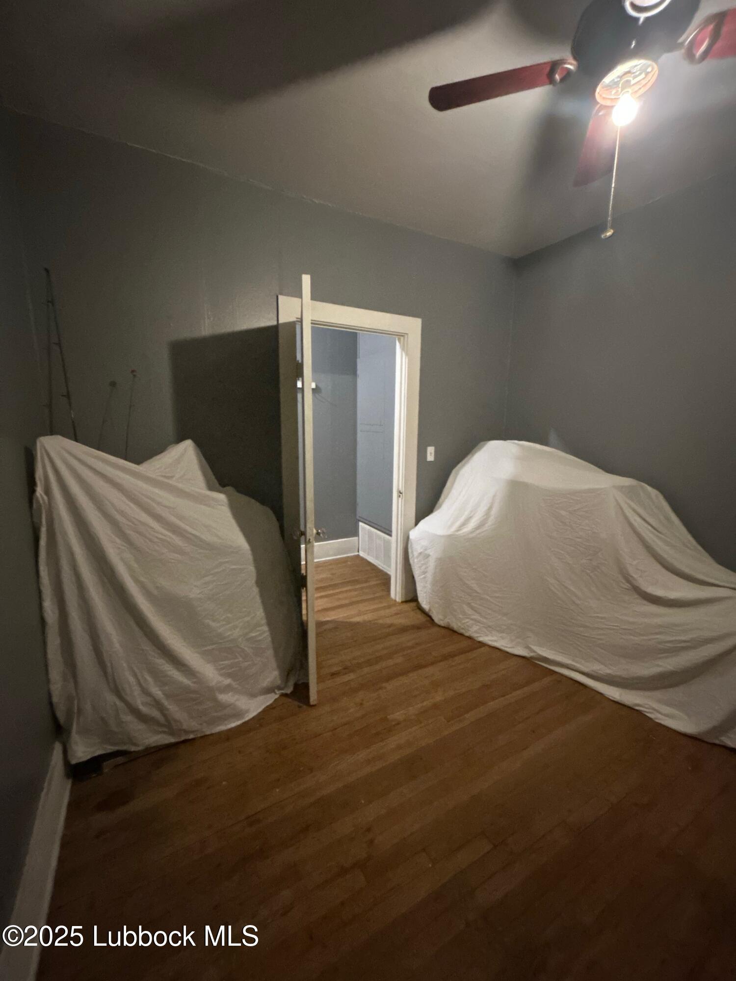 511 Trumbull Avenue Property Photo 30