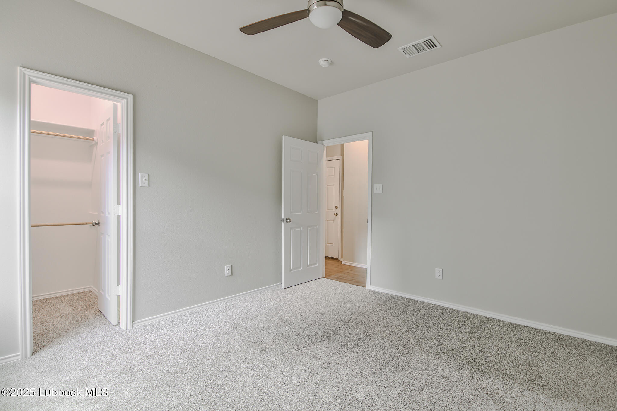 3119-3121 74th Street Property Photo 19