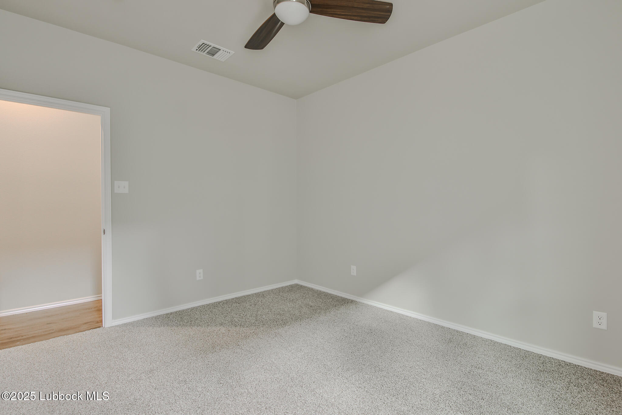 3119-3121 74th Street Property Photo 20