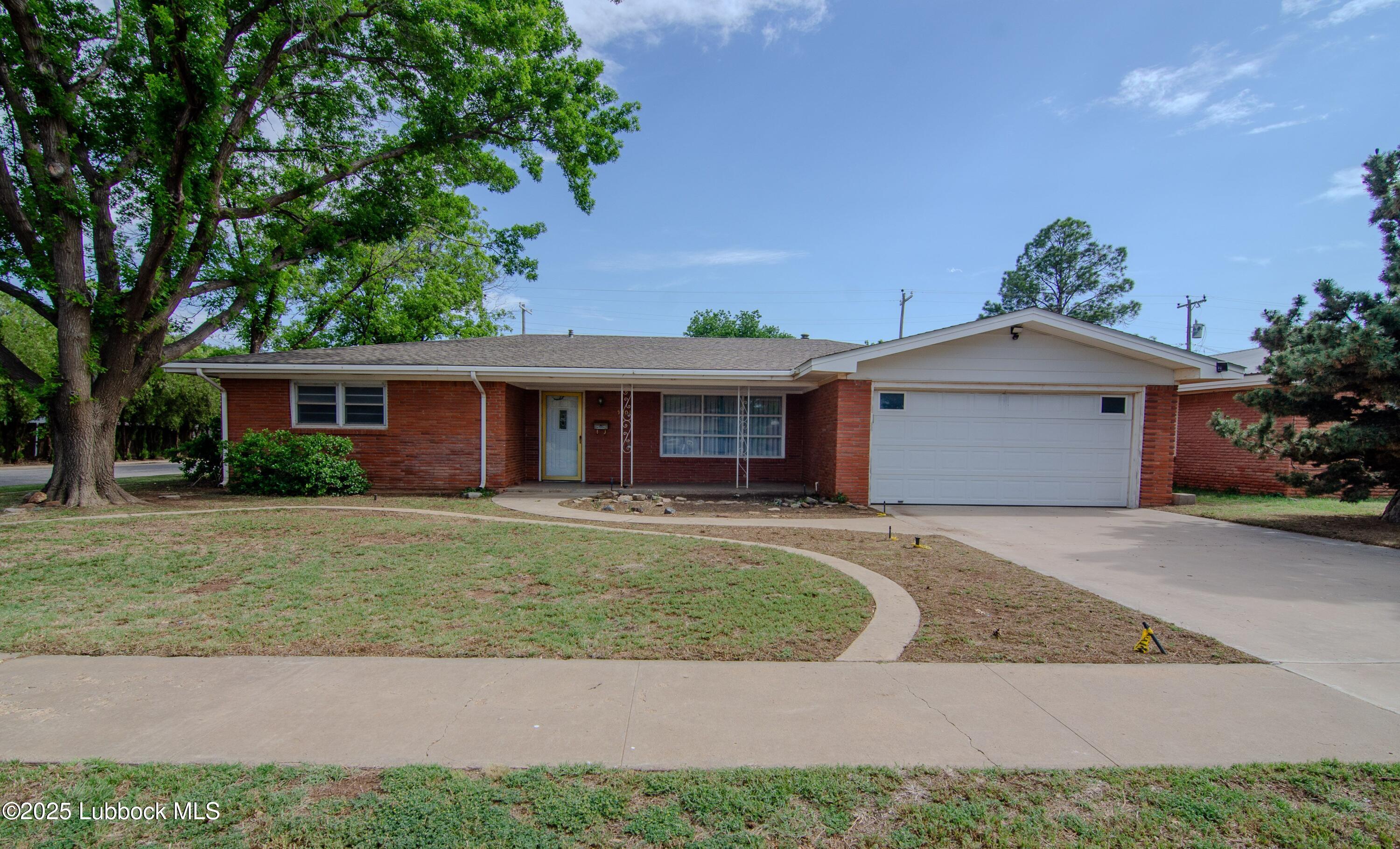 5001 13th Street Property Photo 1