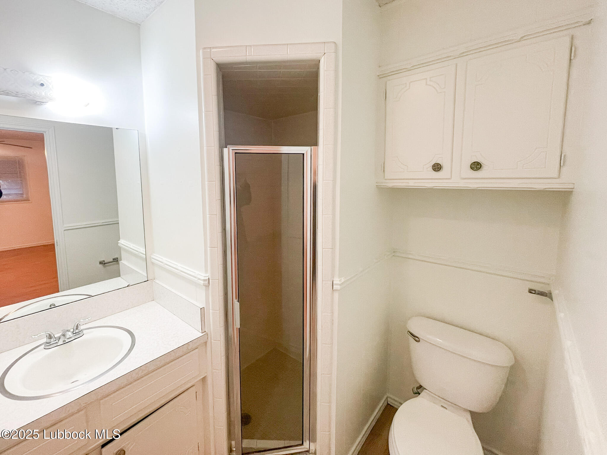 7002 Hartford Avenue Property Photo 9