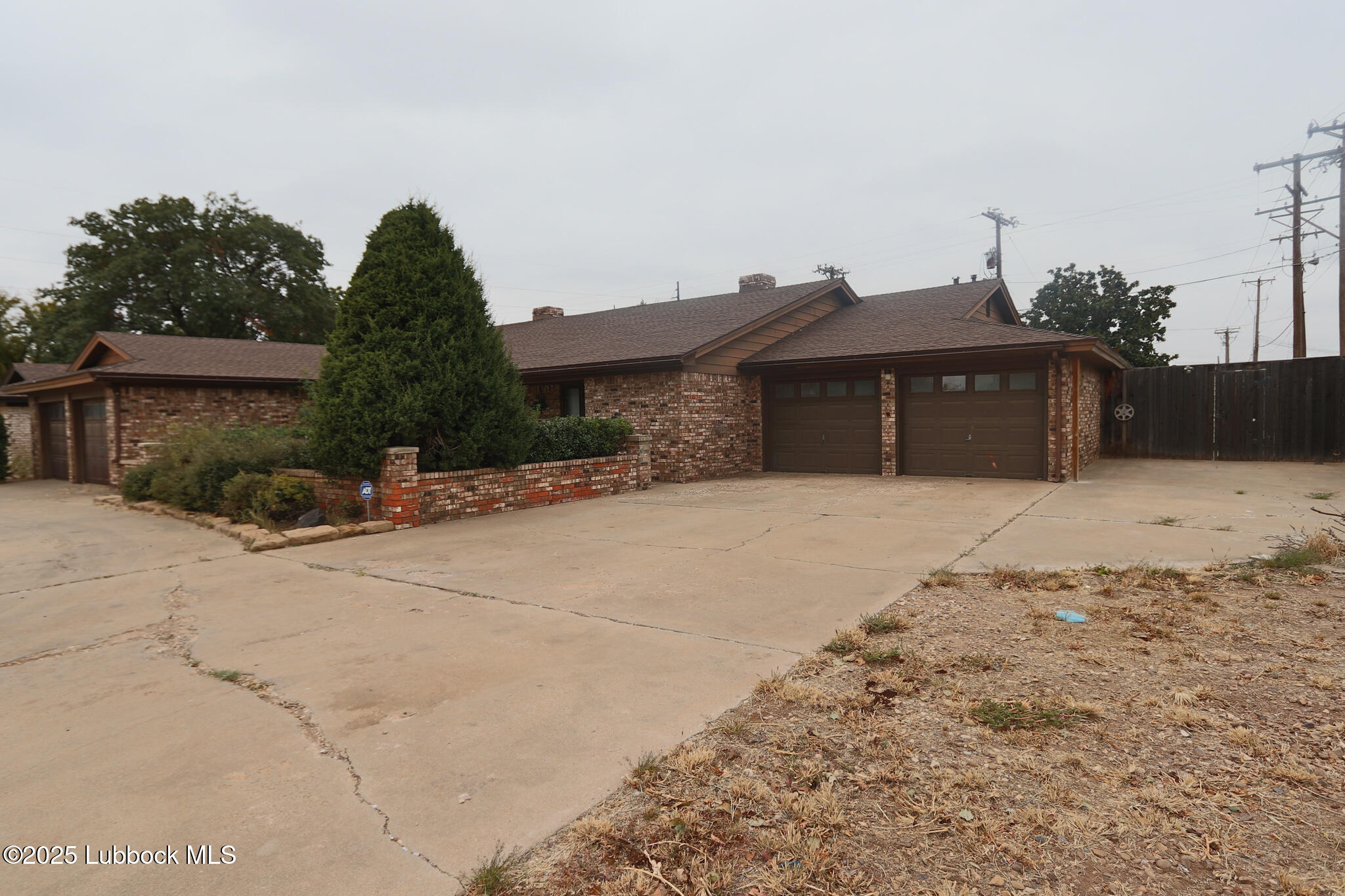 7002 Hartford Avenue Property Photo 14