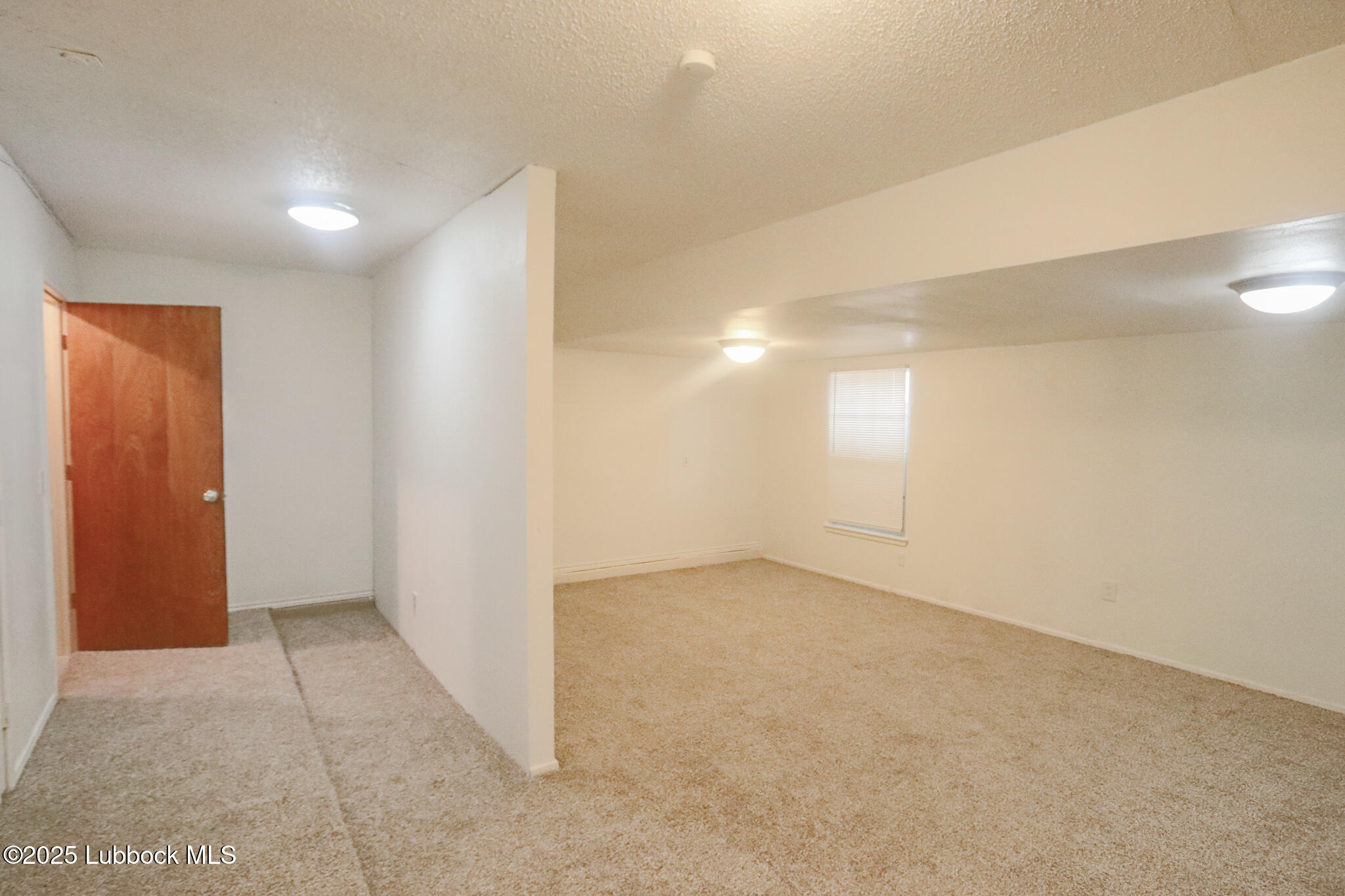 7002 Hartford Avenue Property Photo 23