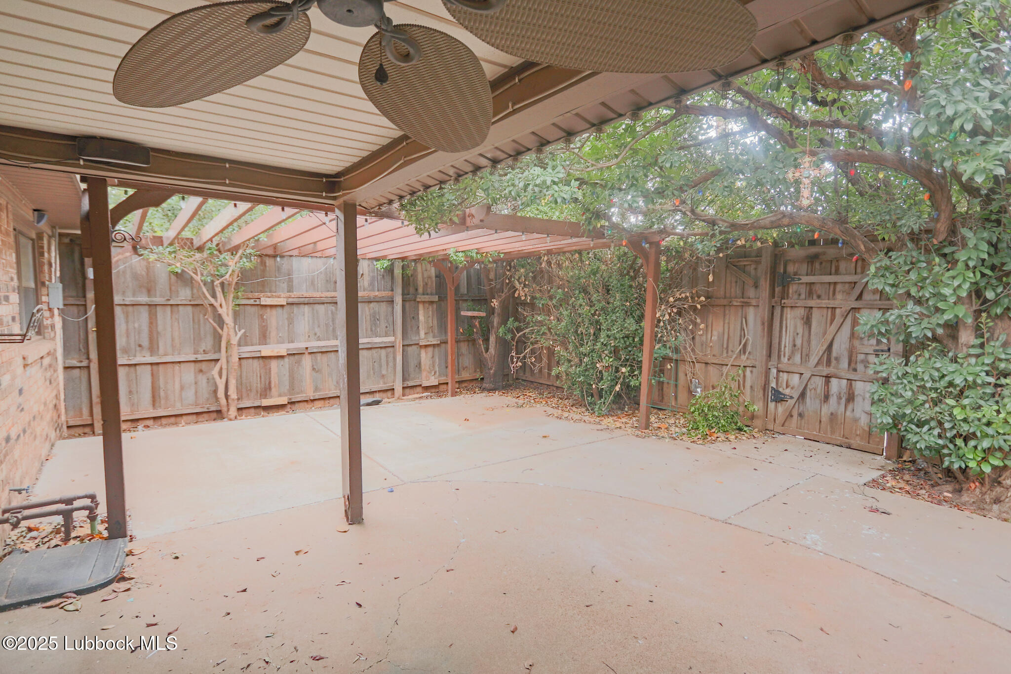 7002 Hartford Avenue Property Photo 25