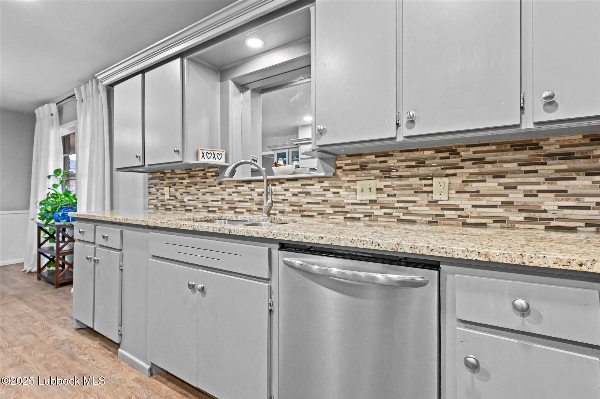 4814 62nd Street Property Photo 8