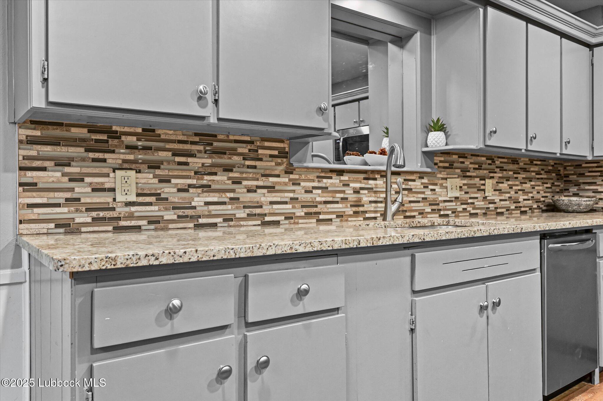 4814 62nd Street Property Photo 10