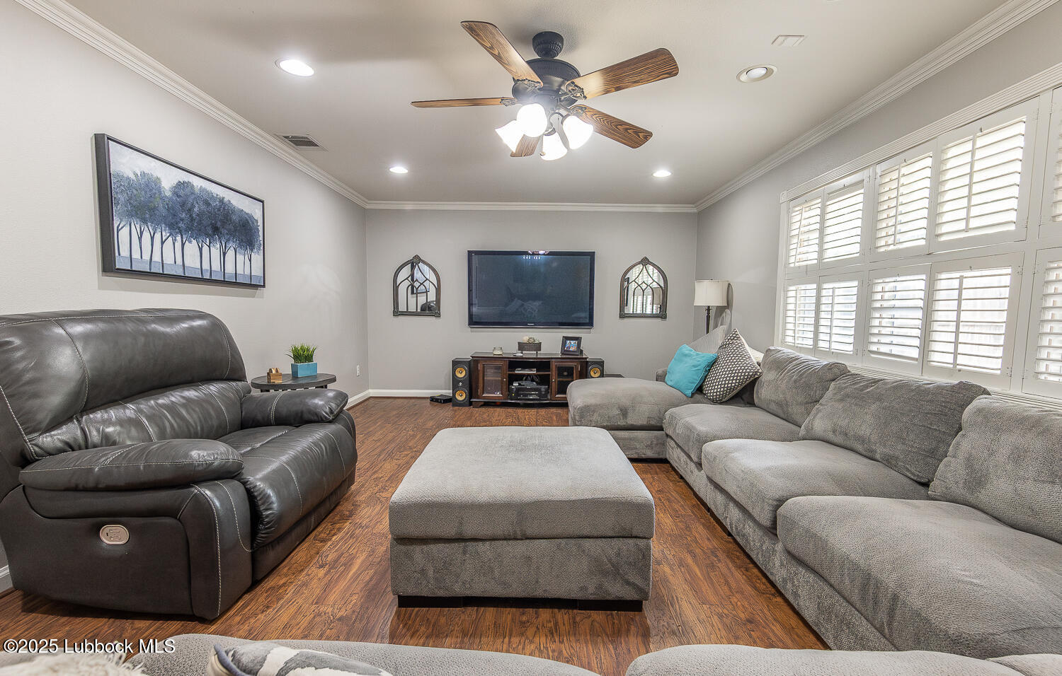 3417 56th Street Property Photo 6